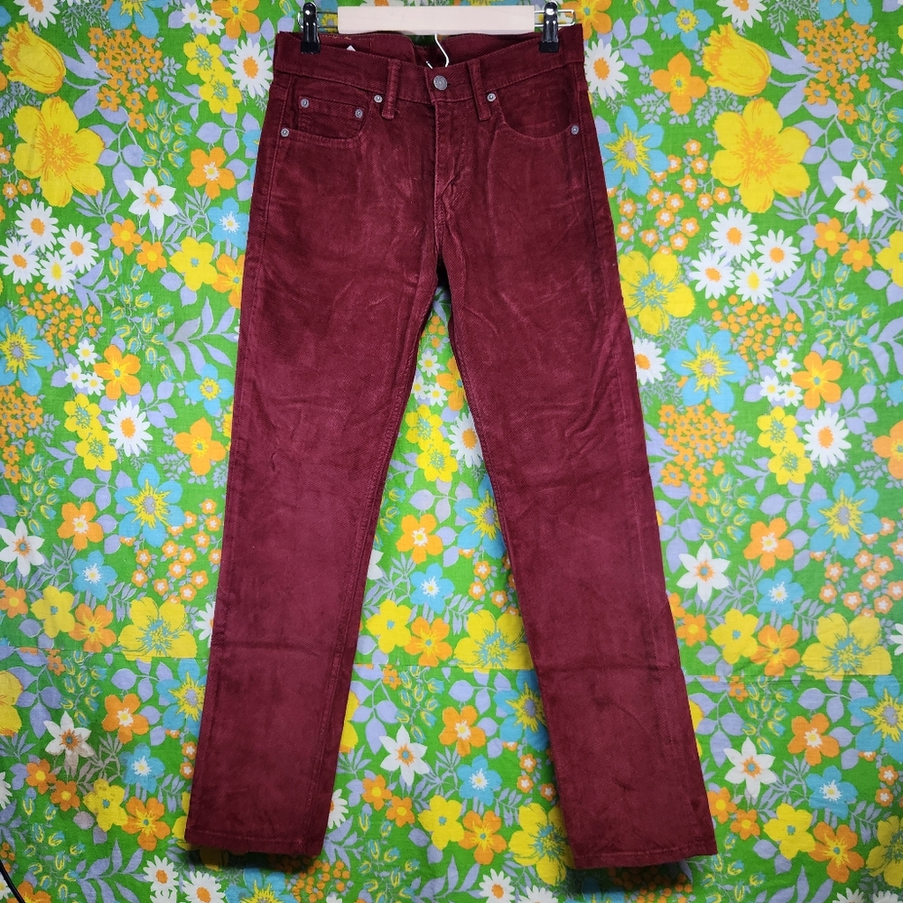 Levi's 90s Vintage Wine Burgundy Corduroy Slim Fit Jeans